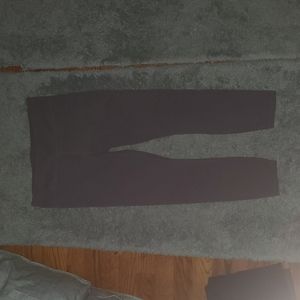 Fabletics crop leggings, S